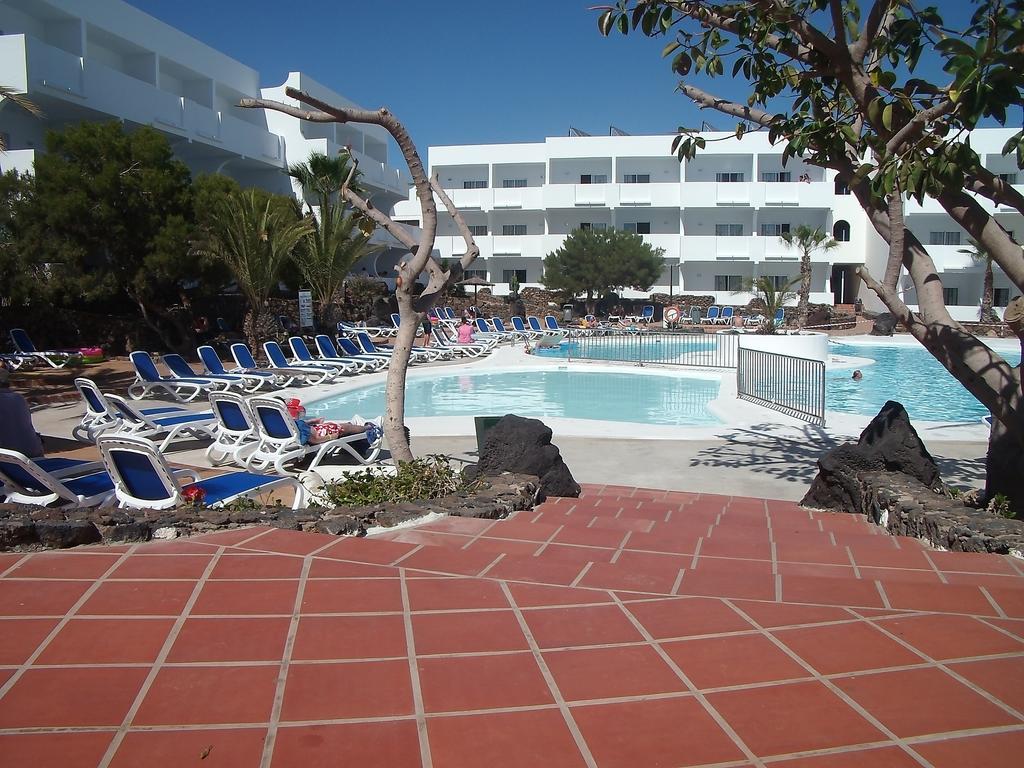 Apartamentos Ficus Costa Teguise Dış mekan fotoğraf